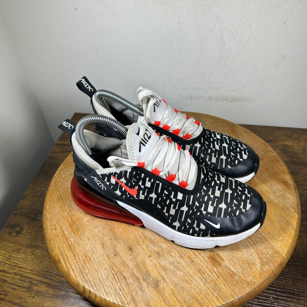 Nike Air Max 270 Black White Total Orange Geometric AR0021-001 Womens Size 6.5